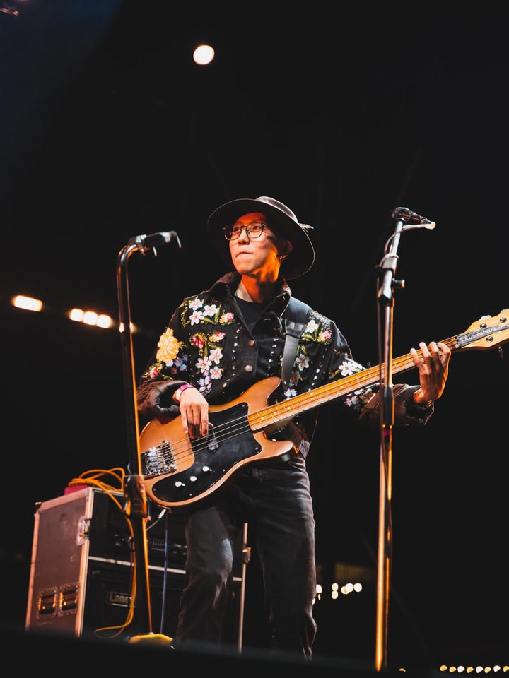 เป้ - อารักษ์ อมรศุภศิริ