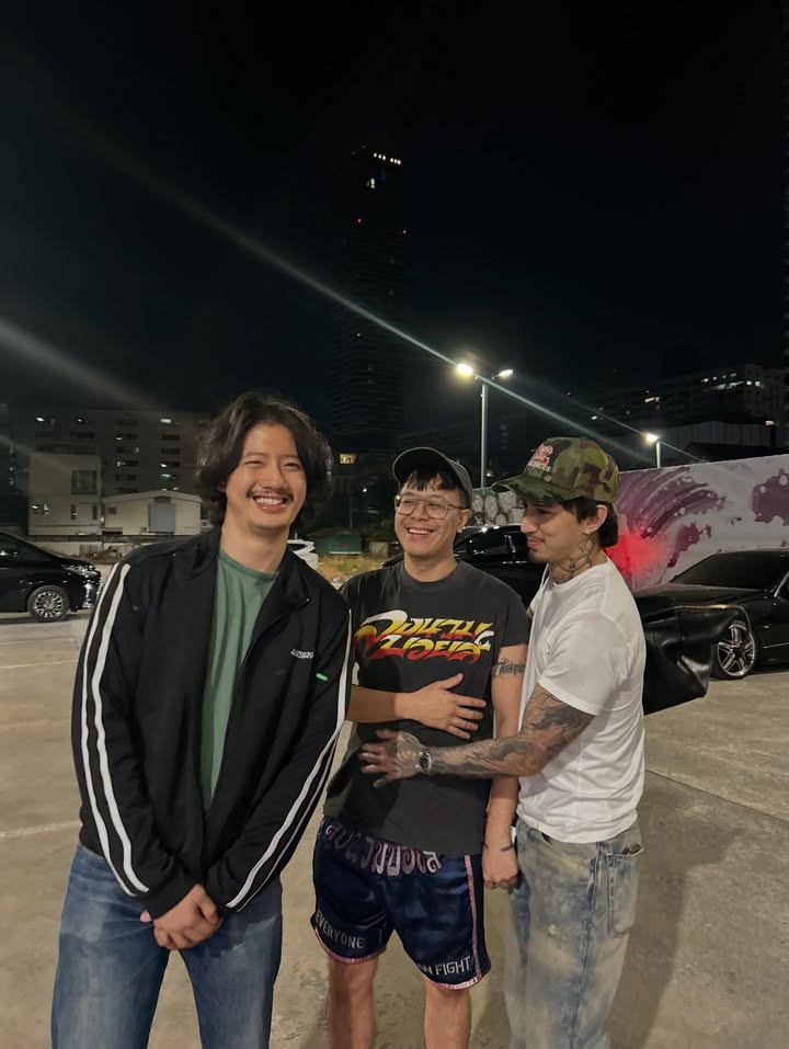 เป้ - อารักษ์ อมรศุภศิริ