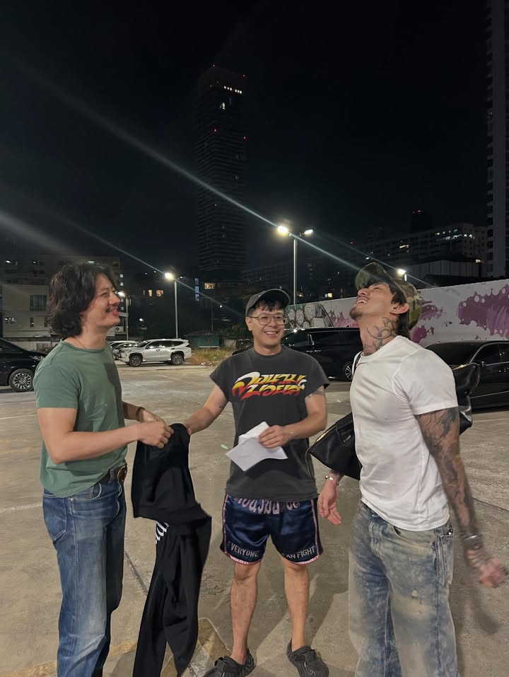 เป้ - อารักษ์ อมรศุภศิริ