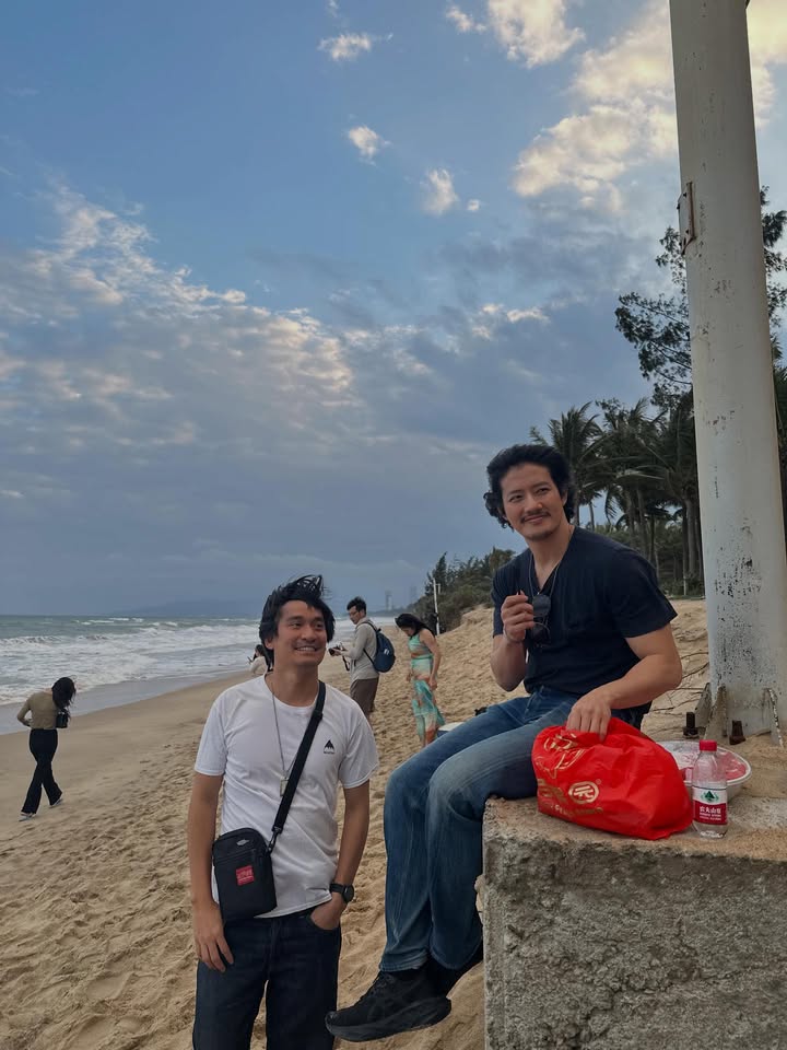 เป้ - อารักษ์ อมรศุภศิริ