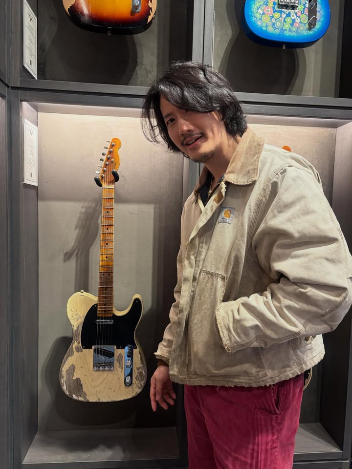 เป้ - อารักษ์ อมรศุภศิริ