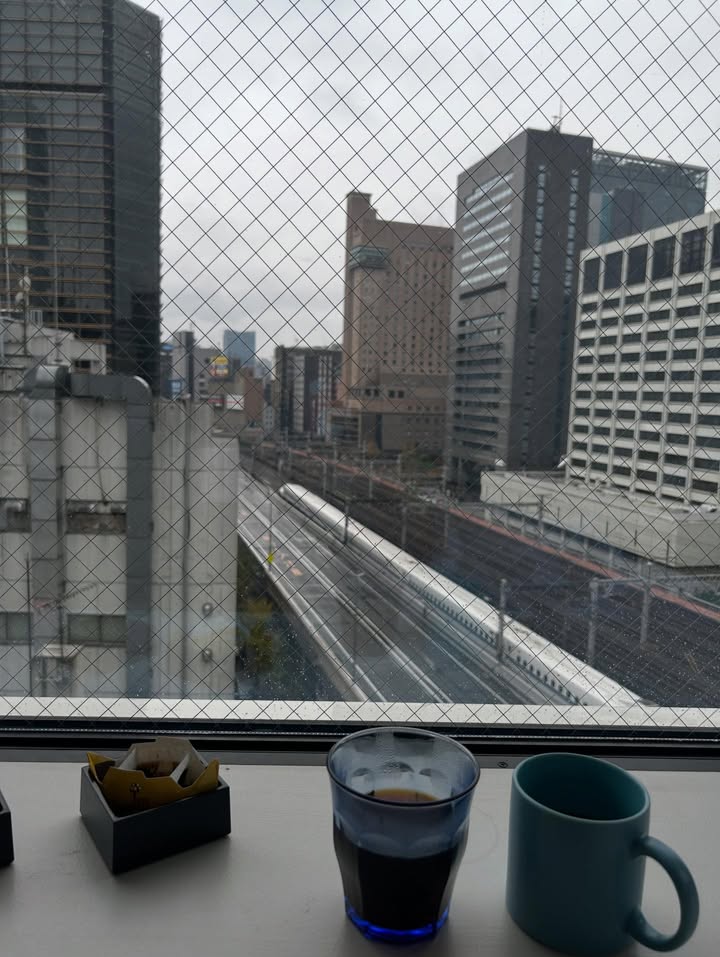 เป้ - อารักษ์ อมรศุภศิริ