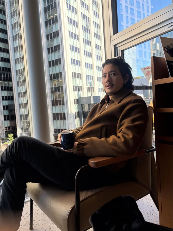 เป้ - อารักษ์ อมรศุภศิริ