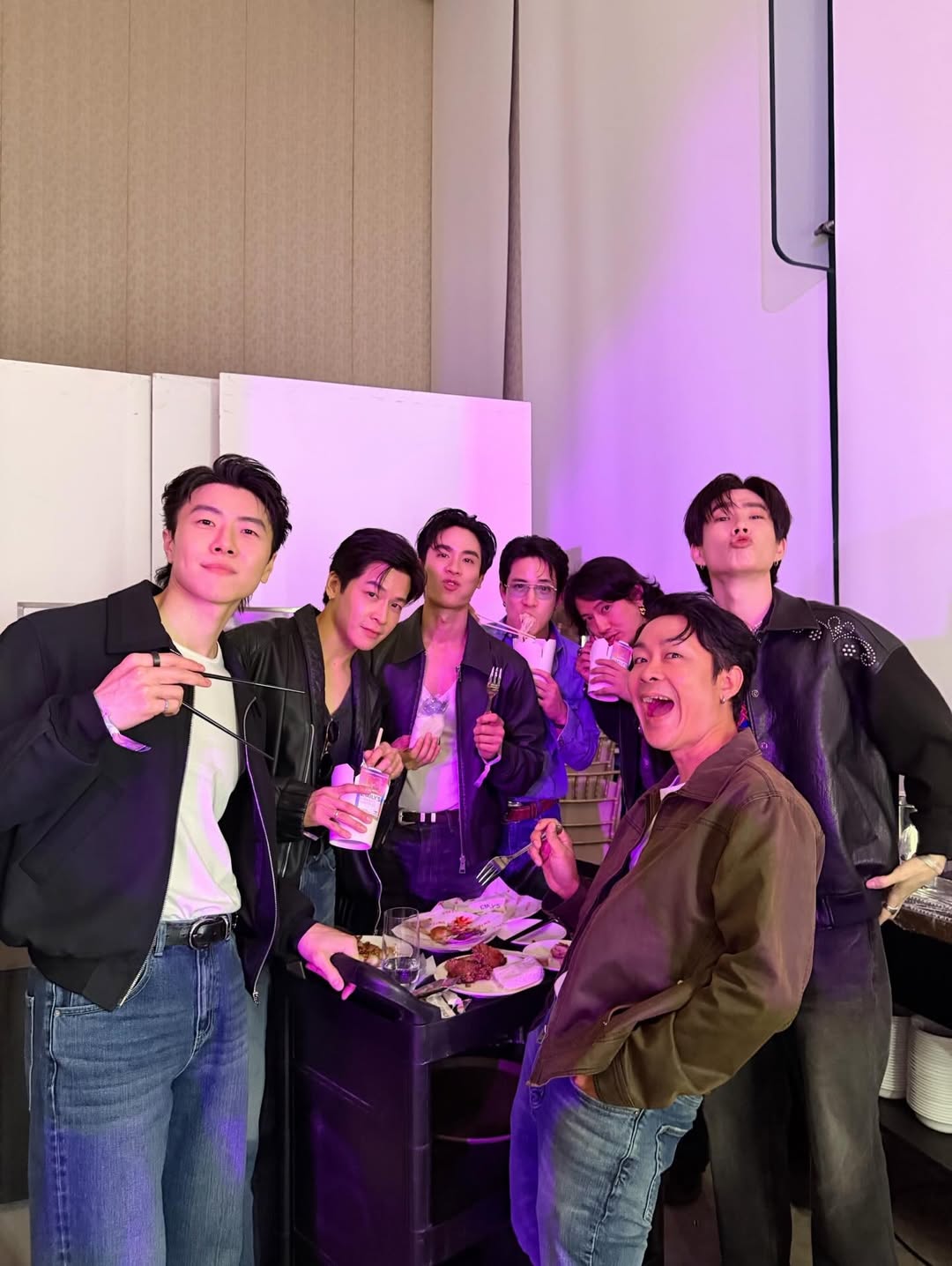 เป้ - อารักษ์ อมรศุภศิริ