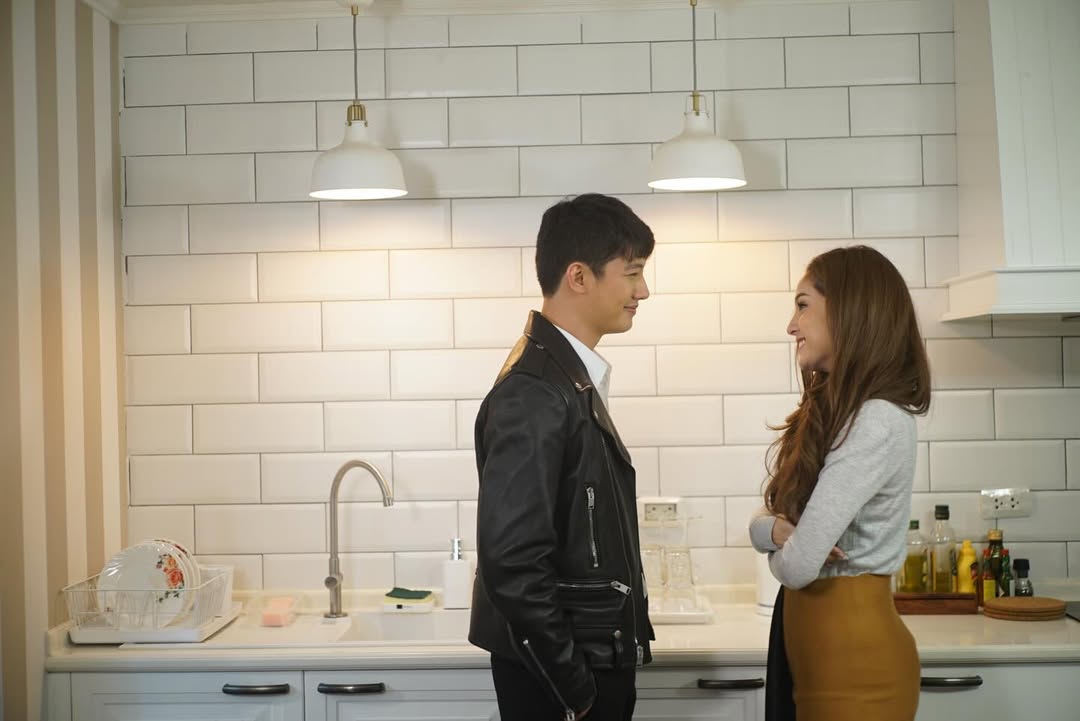 เป้ - อารักษ์ อมรศุภศิริ