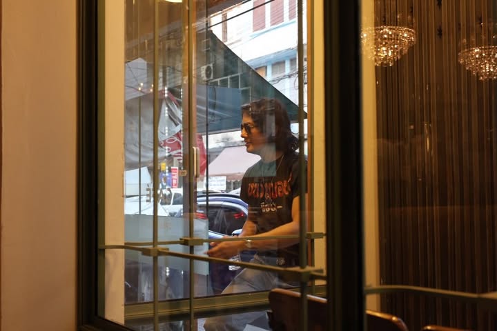 เป้ - อารักษ์ อมรศุภศิริ