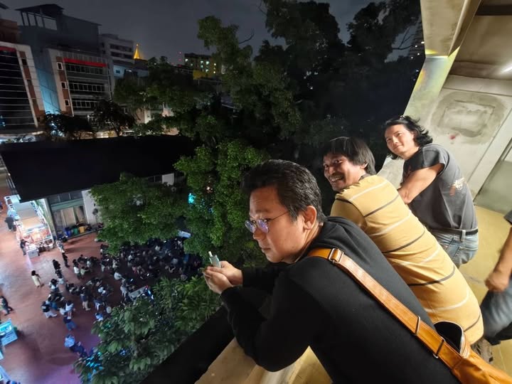 เป้ - อารักษ์ อมรศุภศิริ