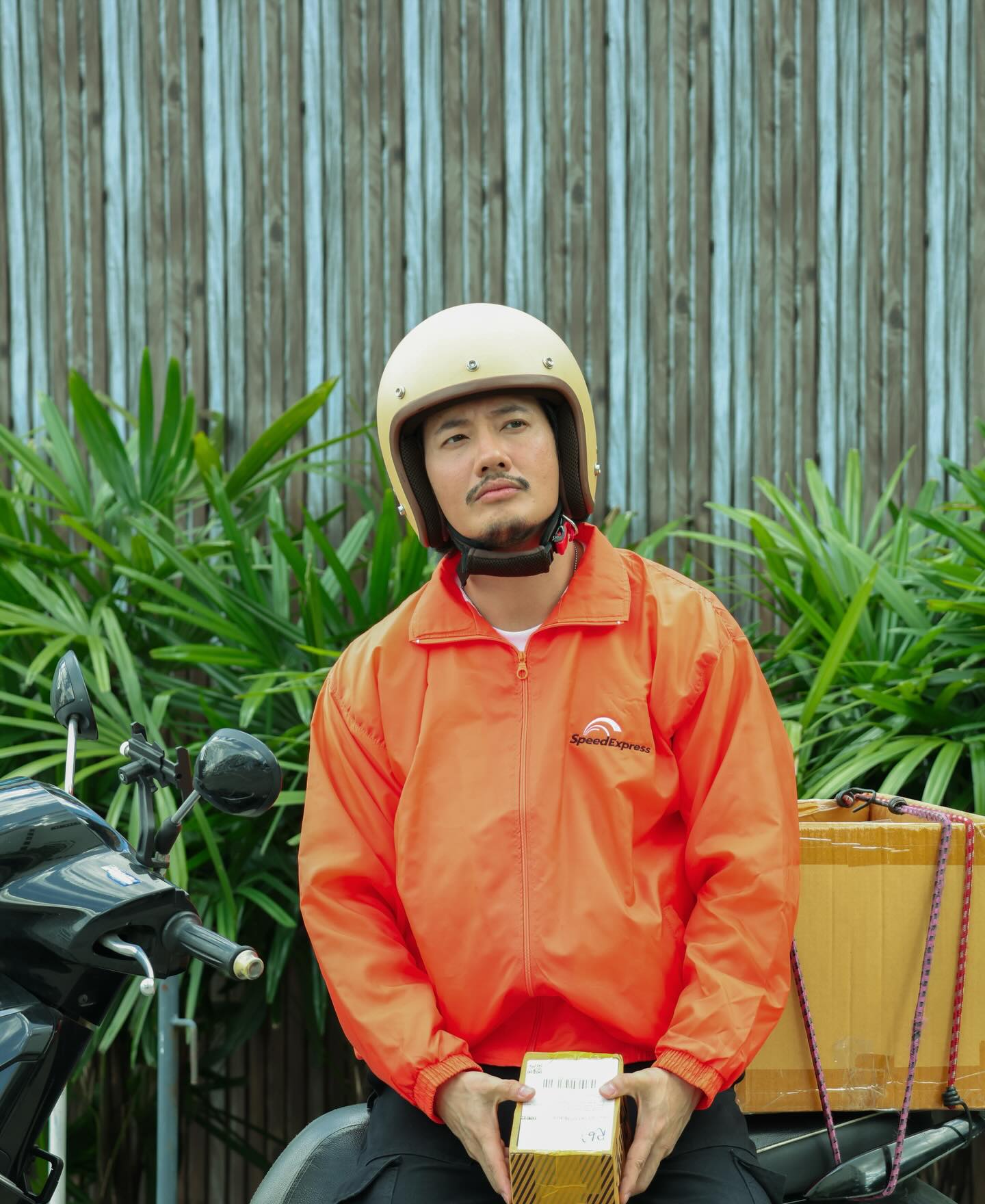 เป้ - อารักษ์ อมรศุภศิริ