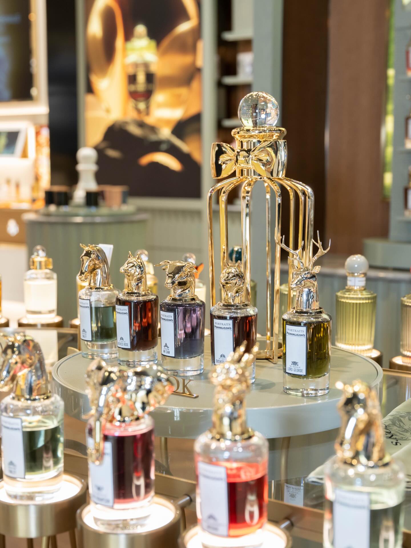 เป้ - อารักษ์ อมรศุภศิริ