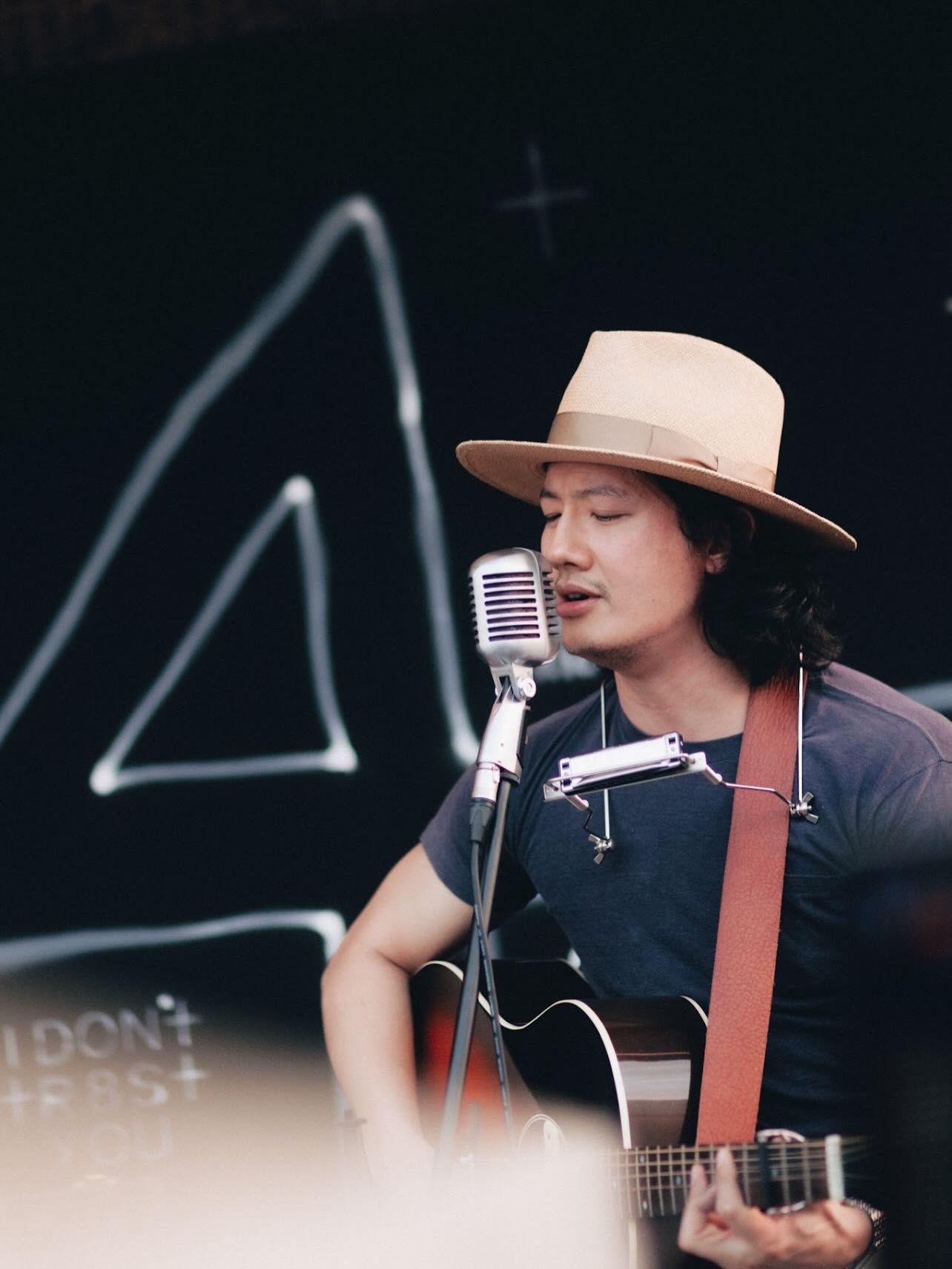 เป้ - อารักษ์ อมรศุภศิริ