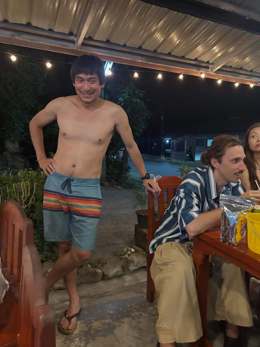 เป้ - อารักษ์ อมรศุภศิริ