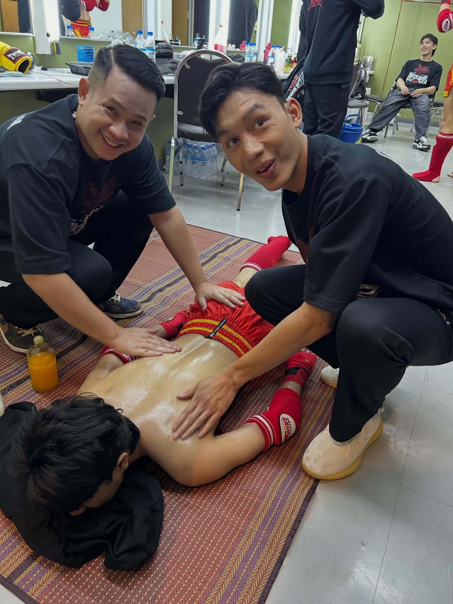 เป้ - อารักษ์ อมรศุภศิริ