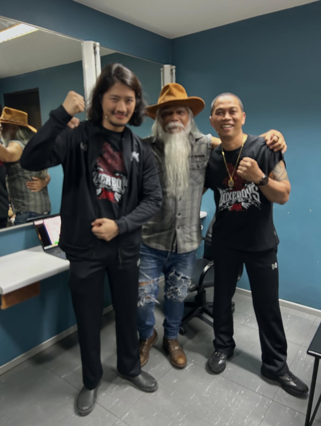 เป้ - อารักษ์ อมรศุภศิริ
