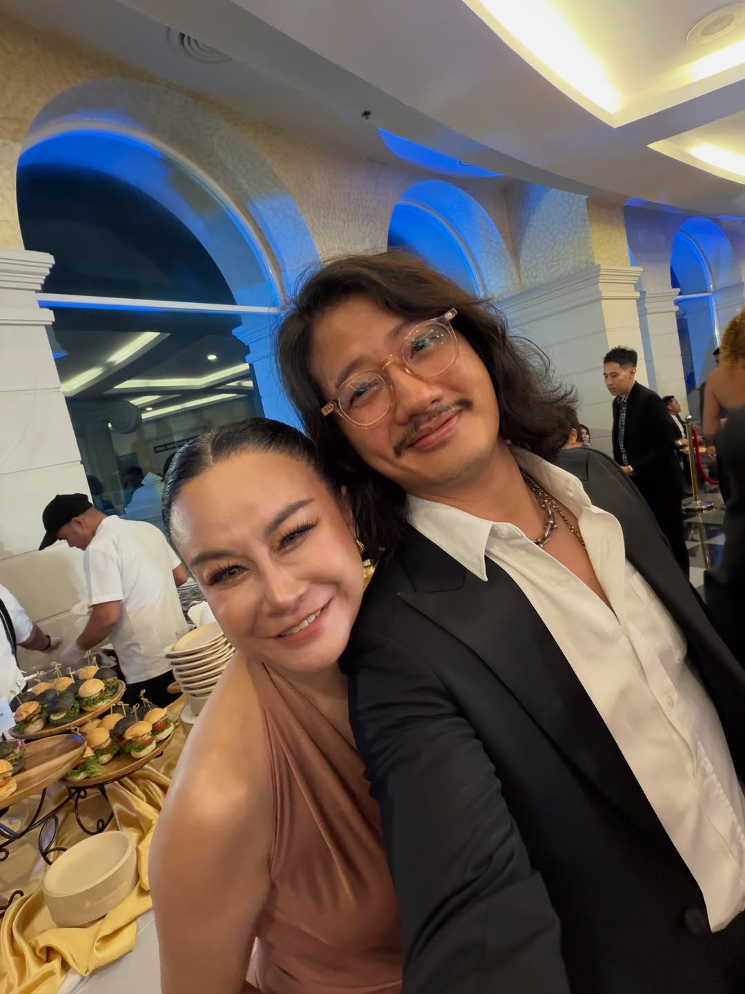 เป้ - อารักษ์ อมรศุภศิริ