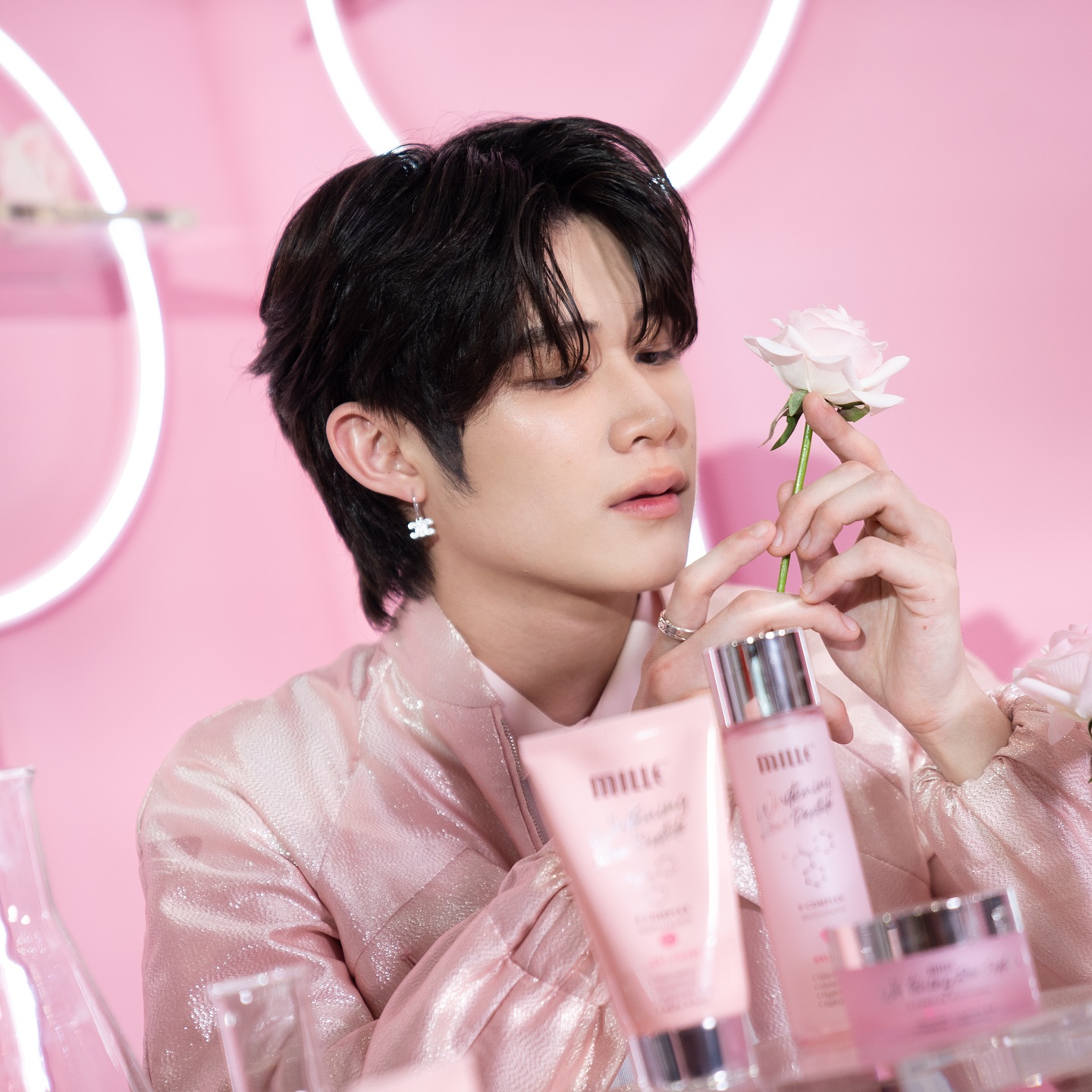 ณฐ - ณฐสิชณ์ เอื้อเอกสิชฌ์