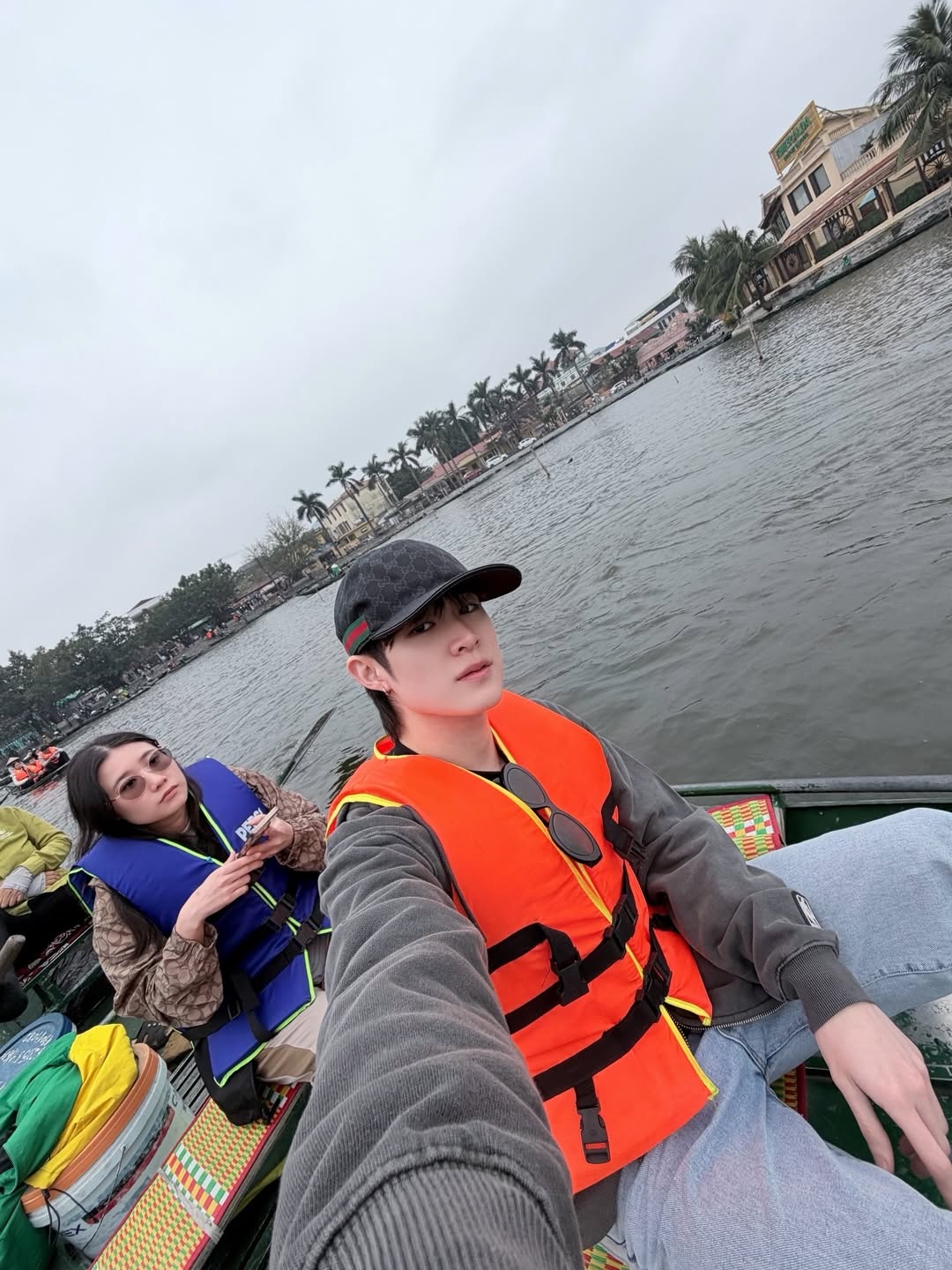 ณฐ - ณฐสิชณ์ เอื้อเอกสิชฌ์