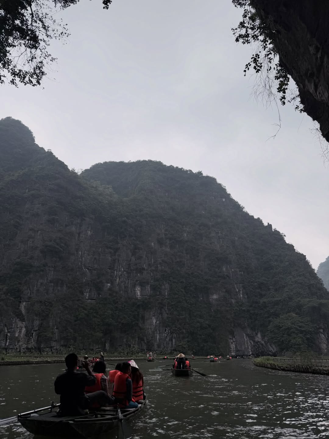 ณฐ - ณฐสิชณ์ เอื้อเอกสิชฌ์