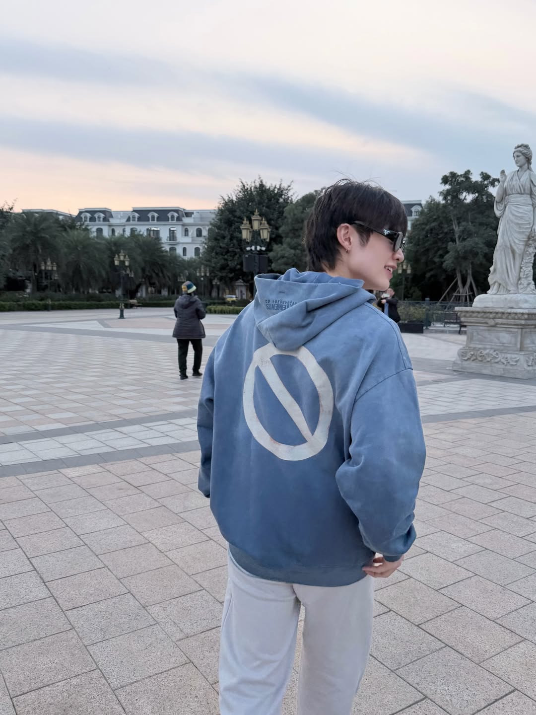 ณฐ - ณฐสิชณ์ เอื้อเอกสิชฌ์