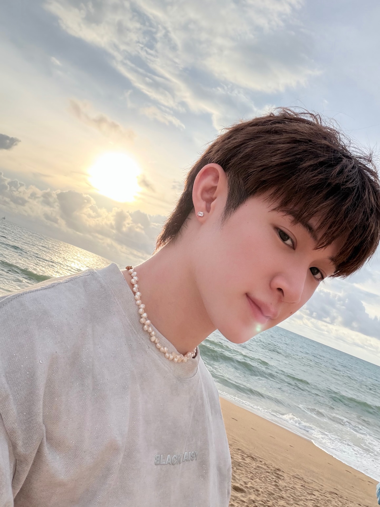 ณฐ - ณฐสิชณ์ เอื้อเอกสิชฌ์