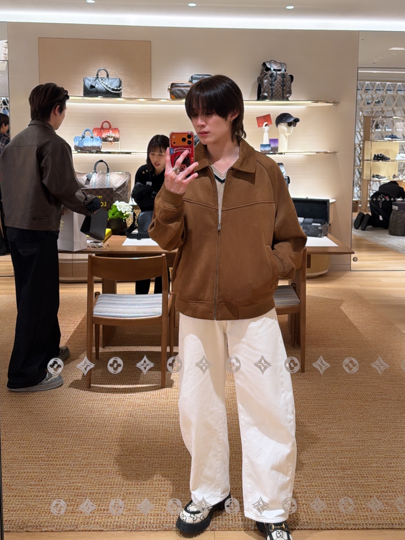 ณฐ - ณฐสิชณ์ เอื้อเอกสิชฌ์