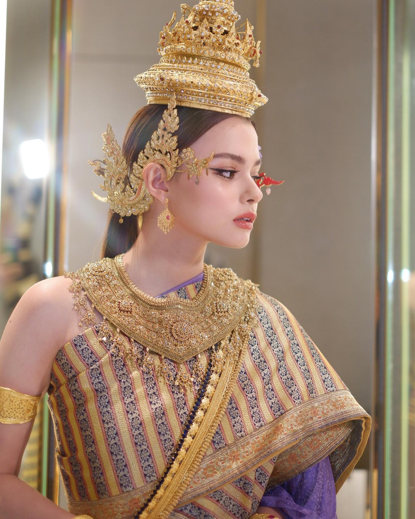 เบคกี้ - รีเบคก้า แพทรีเซีย อาร์มสตรอง