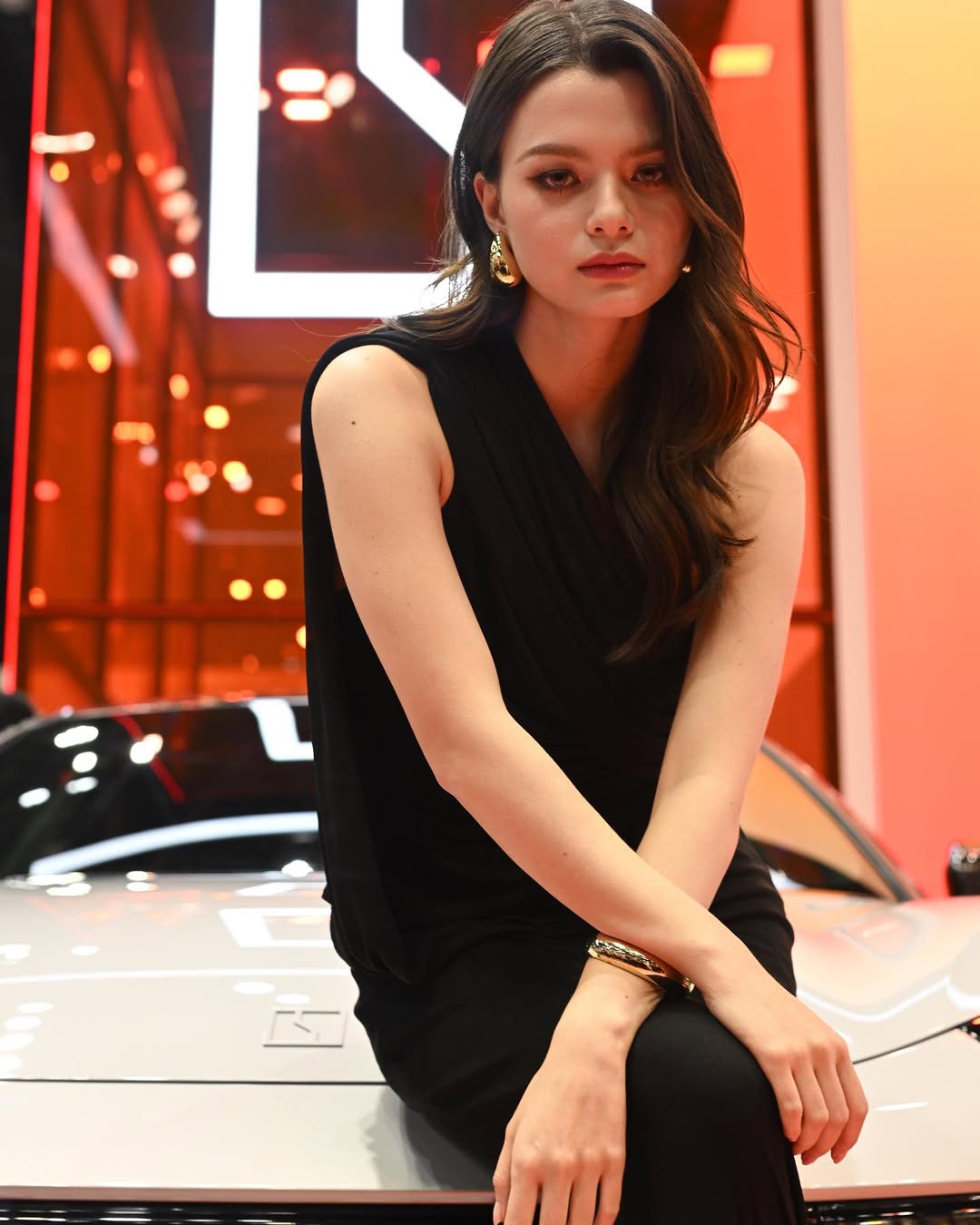 เบคกี้ - รีเบคก้า แพทรีเซีย อาร์มสตรอง