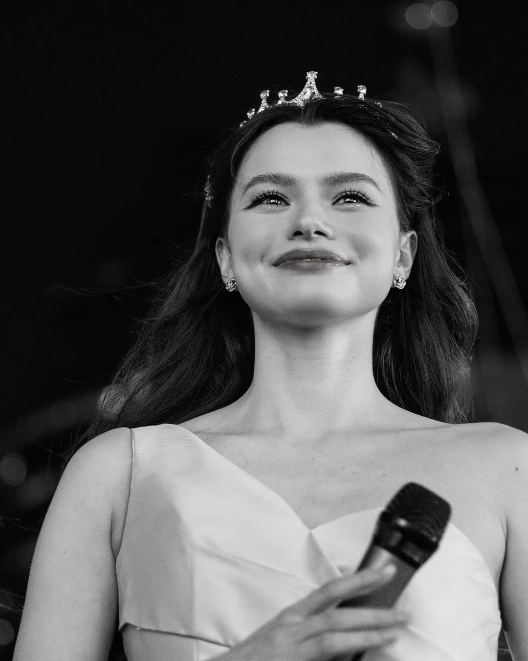 เบคกี้ - รีเบคก้า แพทรีเซีย อาร์มสตรอง