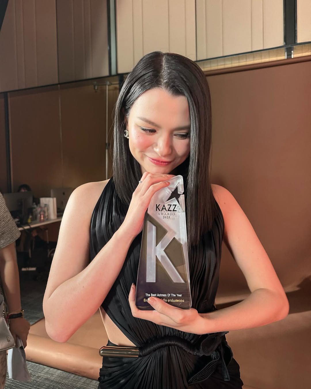 เบคกี้ - รีเบคก้า แพทรีเซีย อาร์มสตรอง