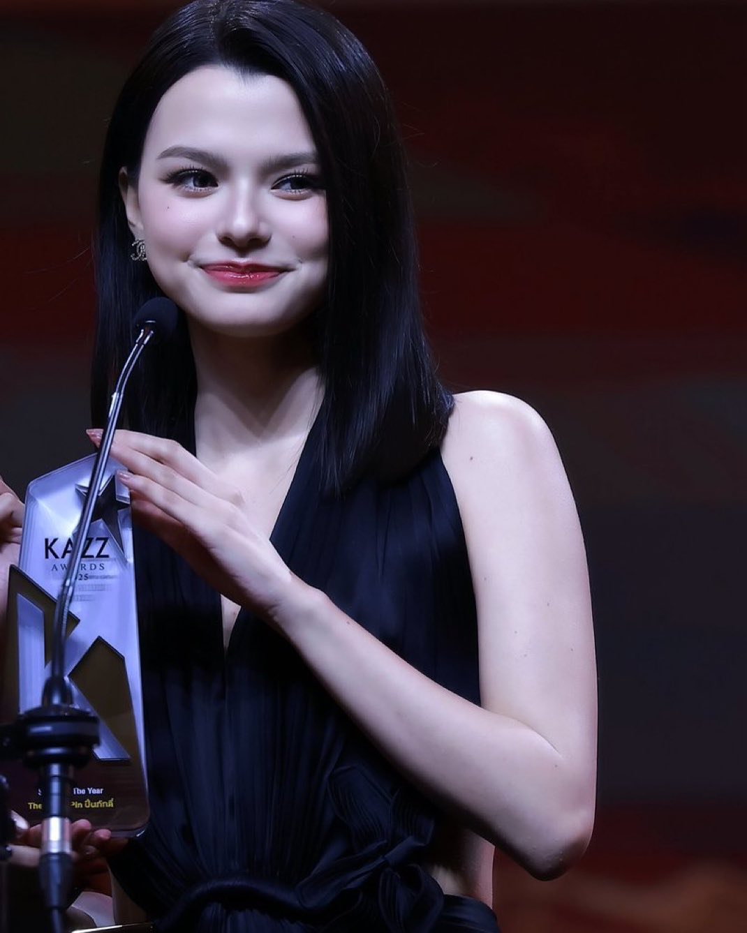 เบคกี้ - รีเบคก้า แพทรีเซีย อาร์มสตรอง