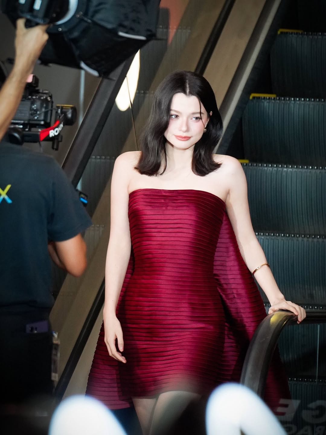 เบคกี้ - รีเบคก้า แพทรีเซีย อาร์มสตรอง