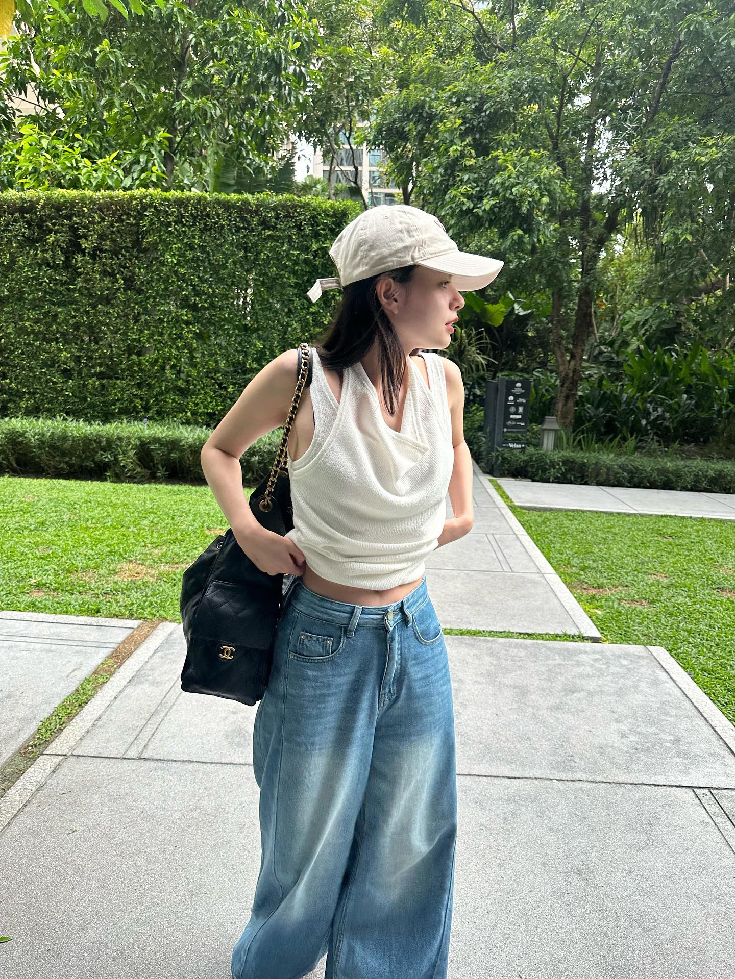 เบคกี้ - รีเบคก้า แพทรีเซีย อาร์มสตรอง