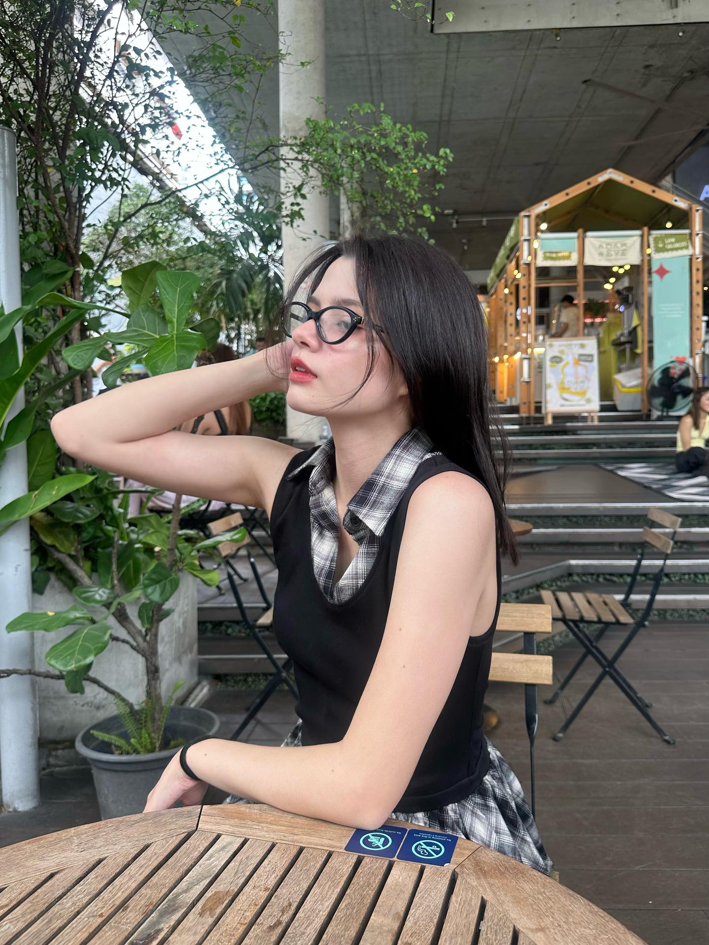 เบคกี้ - รีเบคก้า แพทรีเซีย อาร์มสตรอง
