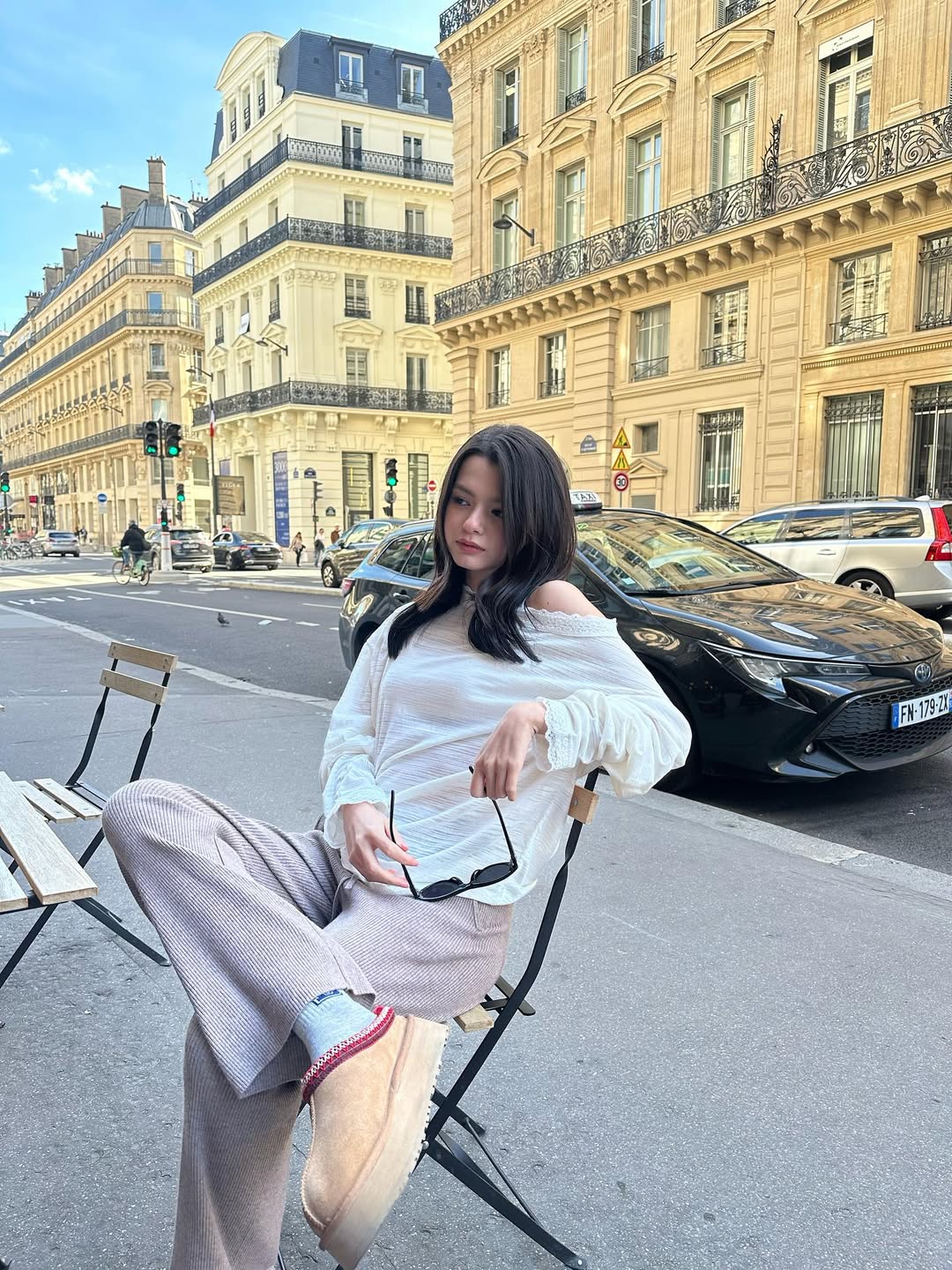เบคกี้ - รีเบคก้า แพทรีเซีย อาร์มสตรอง