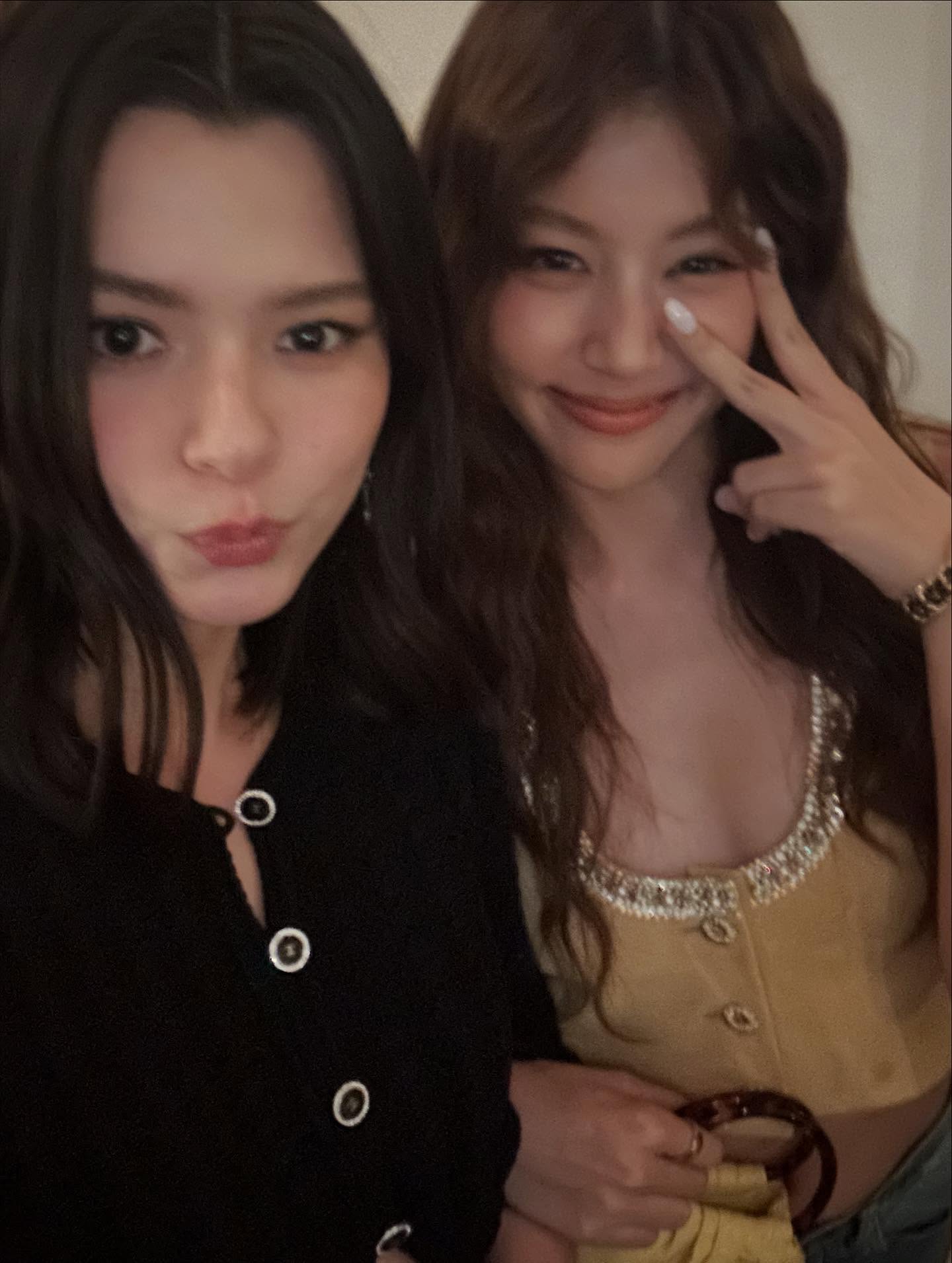 เบคกี้ - รีเบคก้า แพทรีเซีย อาร์มสตรอง