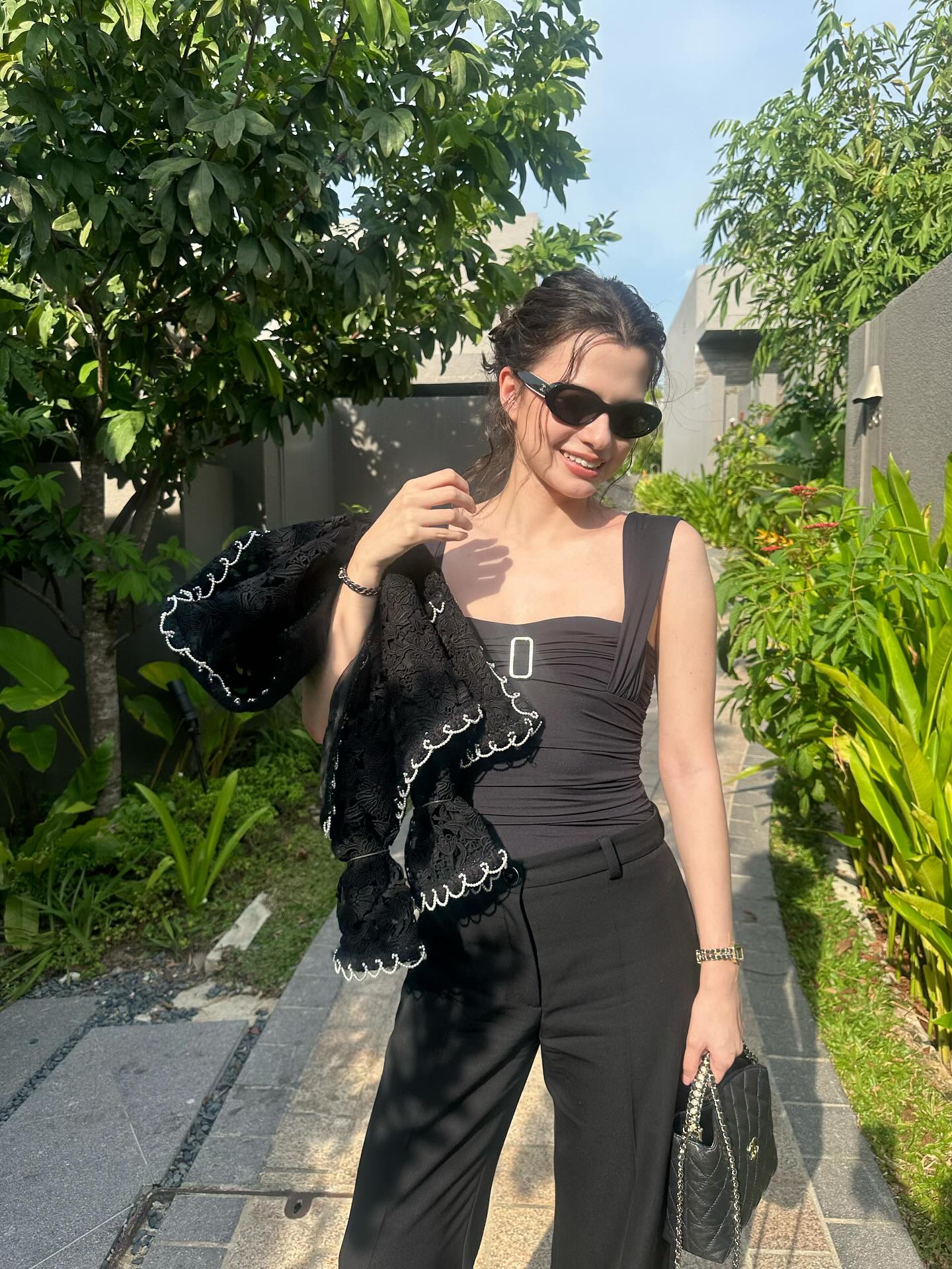 เบคกี้ - รีเบคก้า แพทรีเซีย อาร์มสตรอง