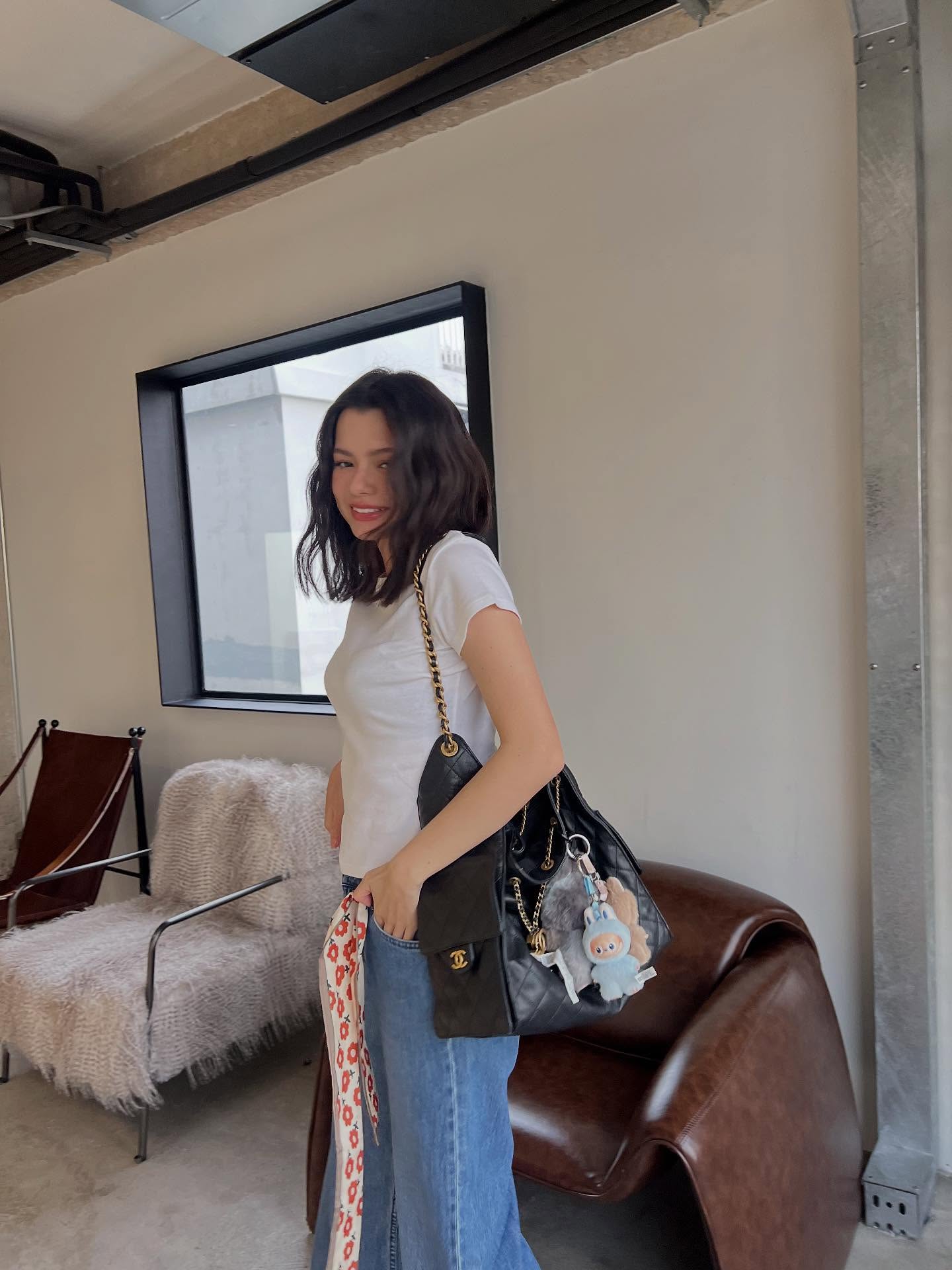 เบคกี้ - รีเบคก้า แพทรีเซีย อาร์มสตรอง