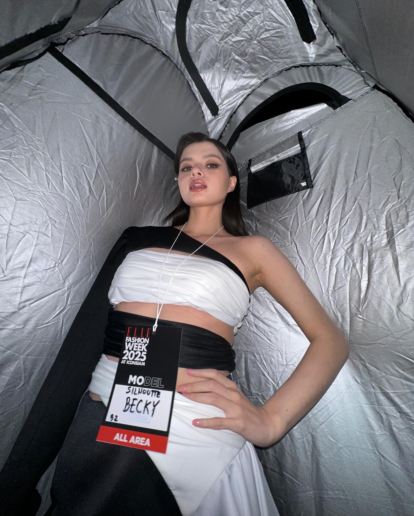 เบคกี้ - รีเบคก้า แพทรีเซีย อาร์มสตรอง