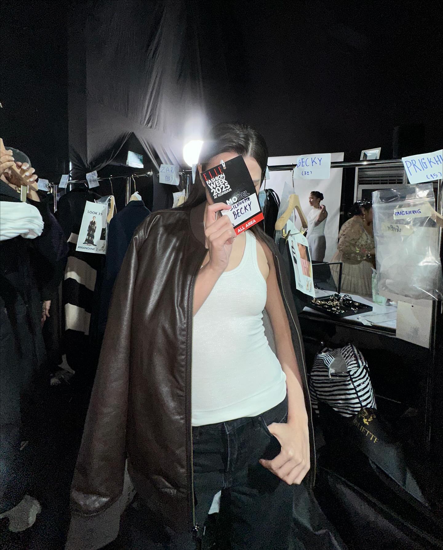 เบคกี้ - รีเบคก้า แพทรีเซีย อาร์มสตรอง