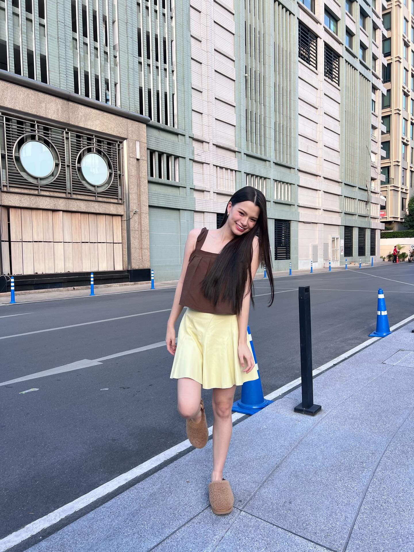 เบคกี้ - รีเบคก้า แพทรีเซีย อาร์มสตรอง