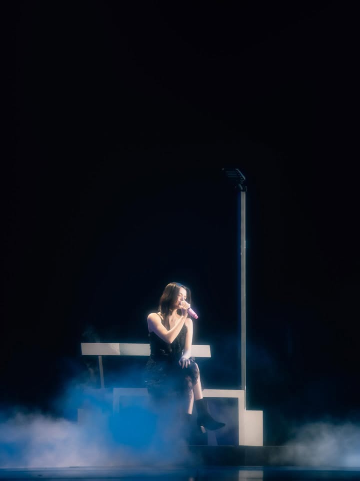 เบคกี้ - รีเบคก้า แพทรีเซีย อาร์มสตรอง