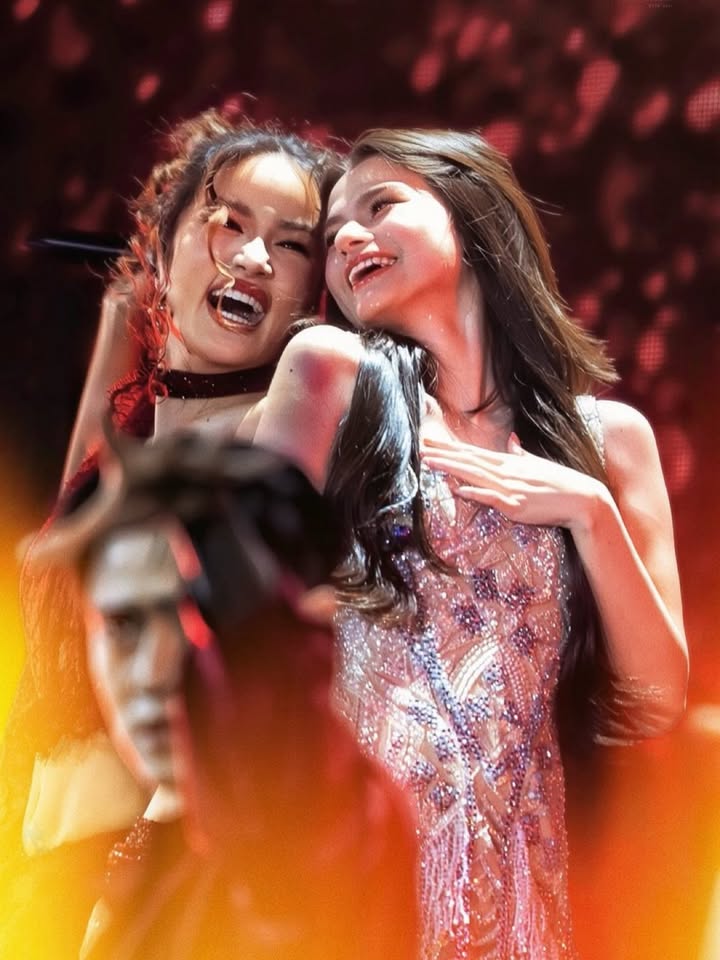 เบคกี้ - รีเบคก้า แพทรีเซีย อาร์มสตรอง