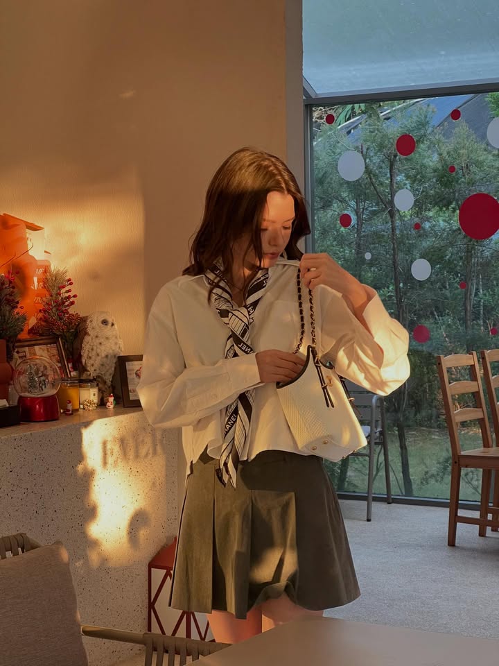 เบคกี้ - รีเบคก้า แพทรีเซีย อาร์มสตรอง