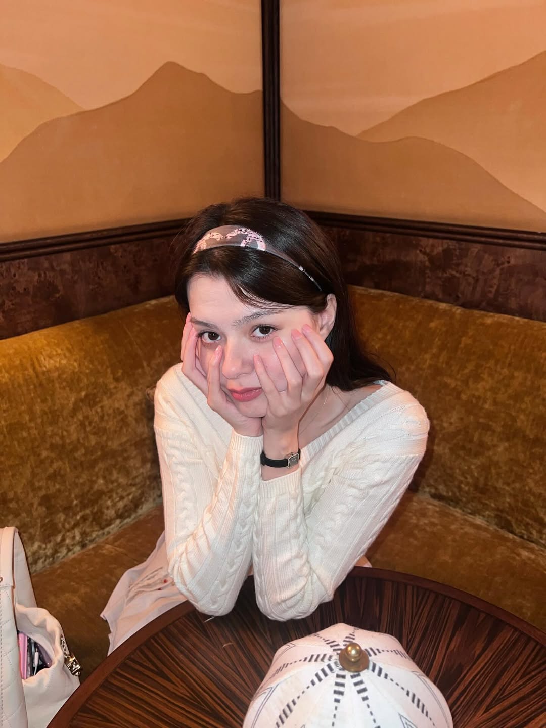 เบคกี้ - รีเบคก้า แพทรีเซีย อาร์มสตรอง