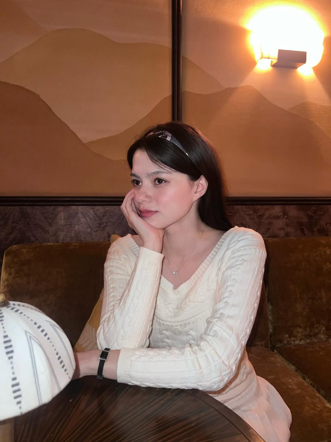 เบคกี้ - รีเบคก้า แพทรีเซีย อาร์มสตรอง