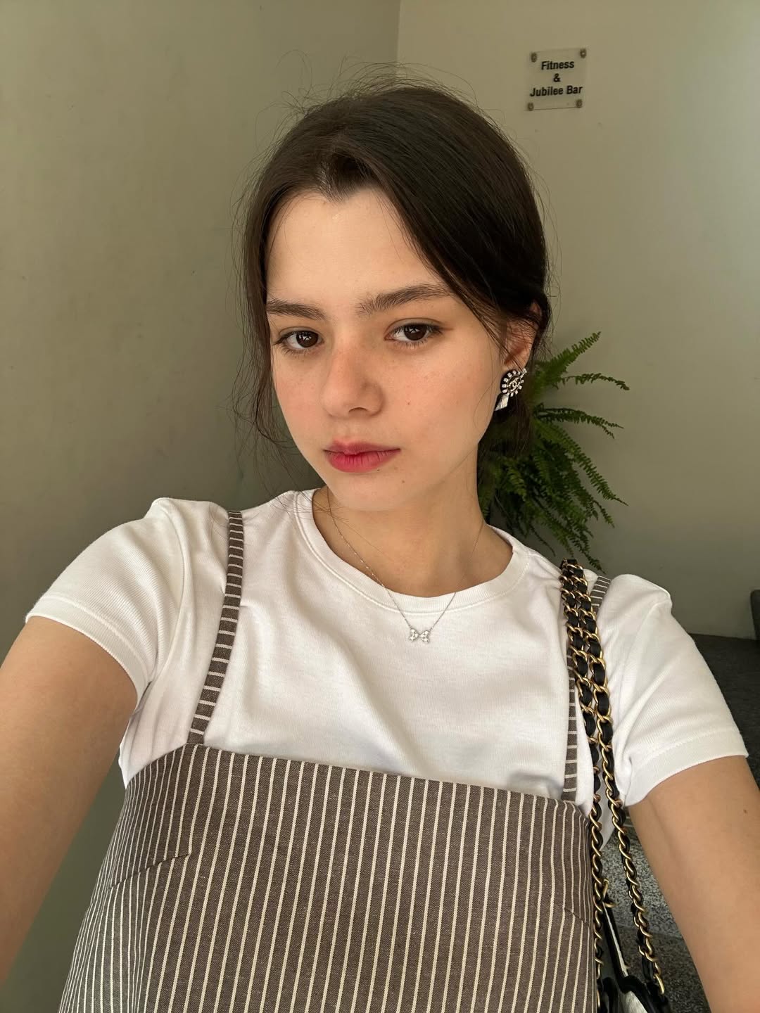 เบคกี้ - รีเบคก้า แพทรีเซีย อาร์มสตรอง