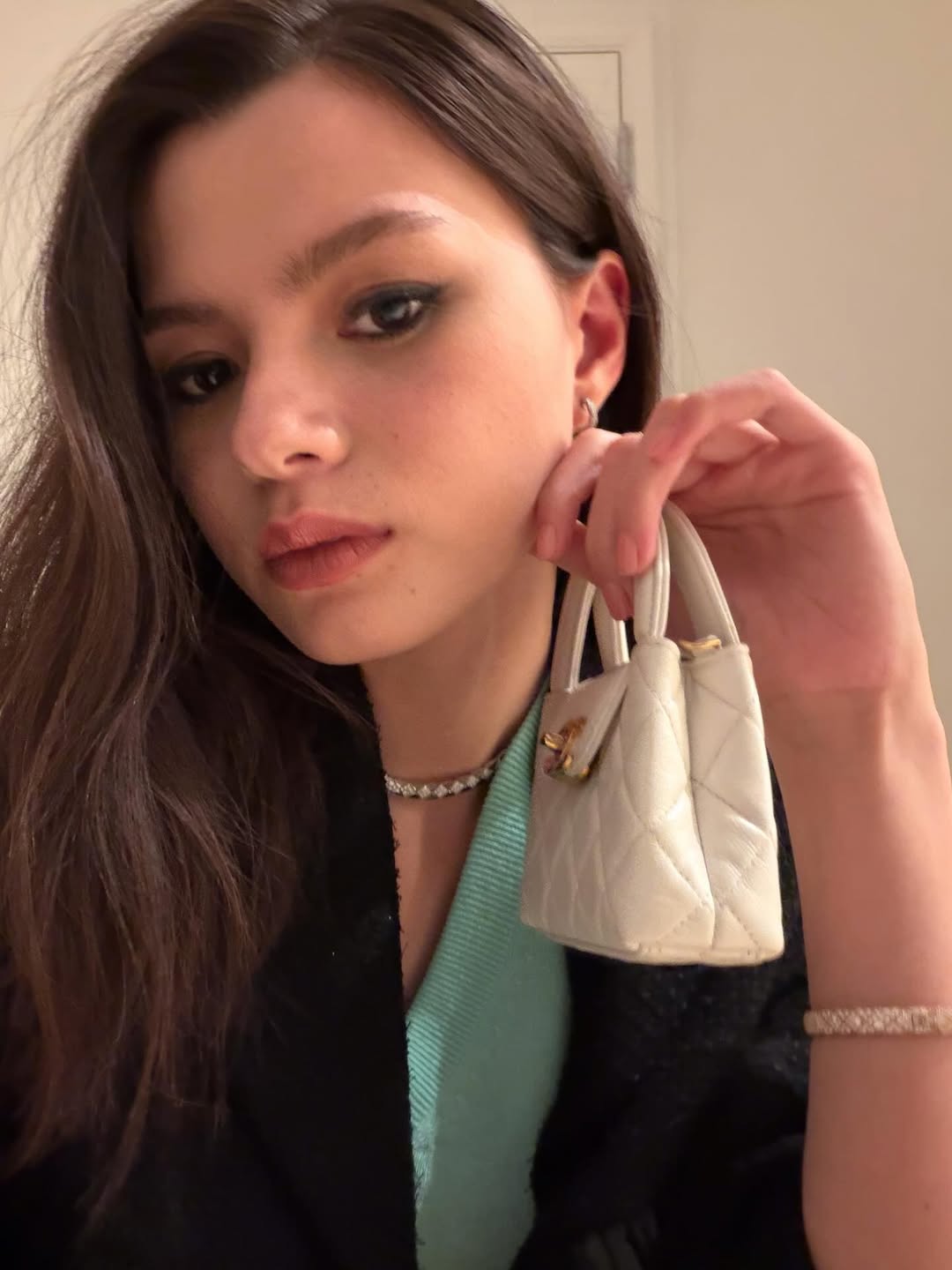 เบคกี้ - รีเบคก้า แพทรีเซีย อาร์มสตรอง