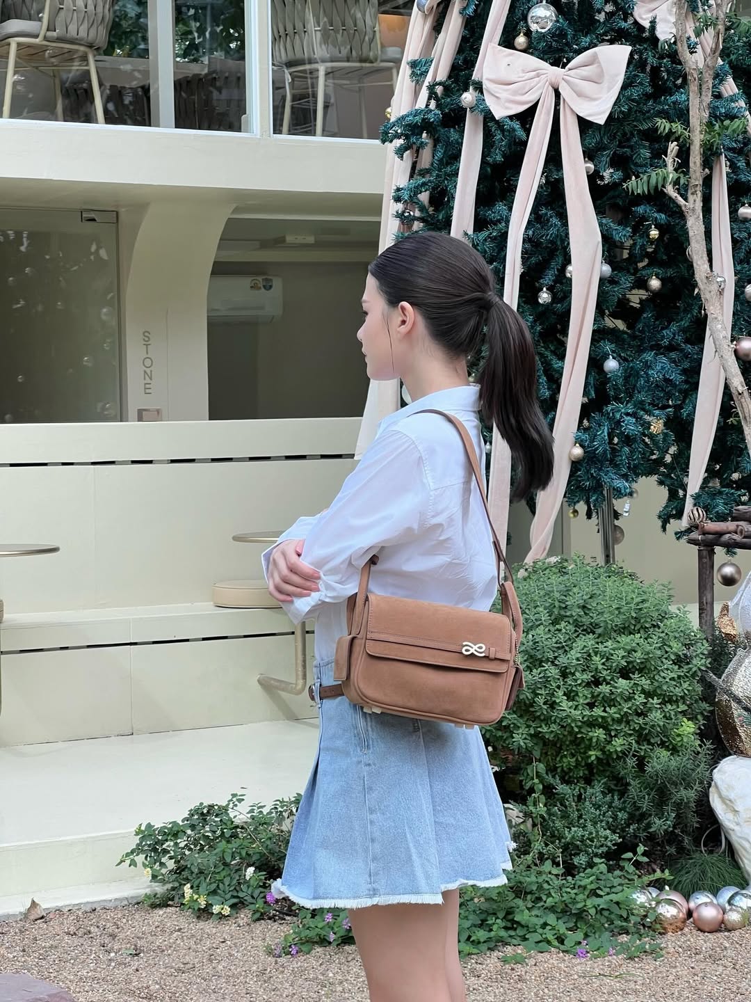 เบคกี้ - รีเบคก้า แพทรีเซีย อาร์มสตรอง