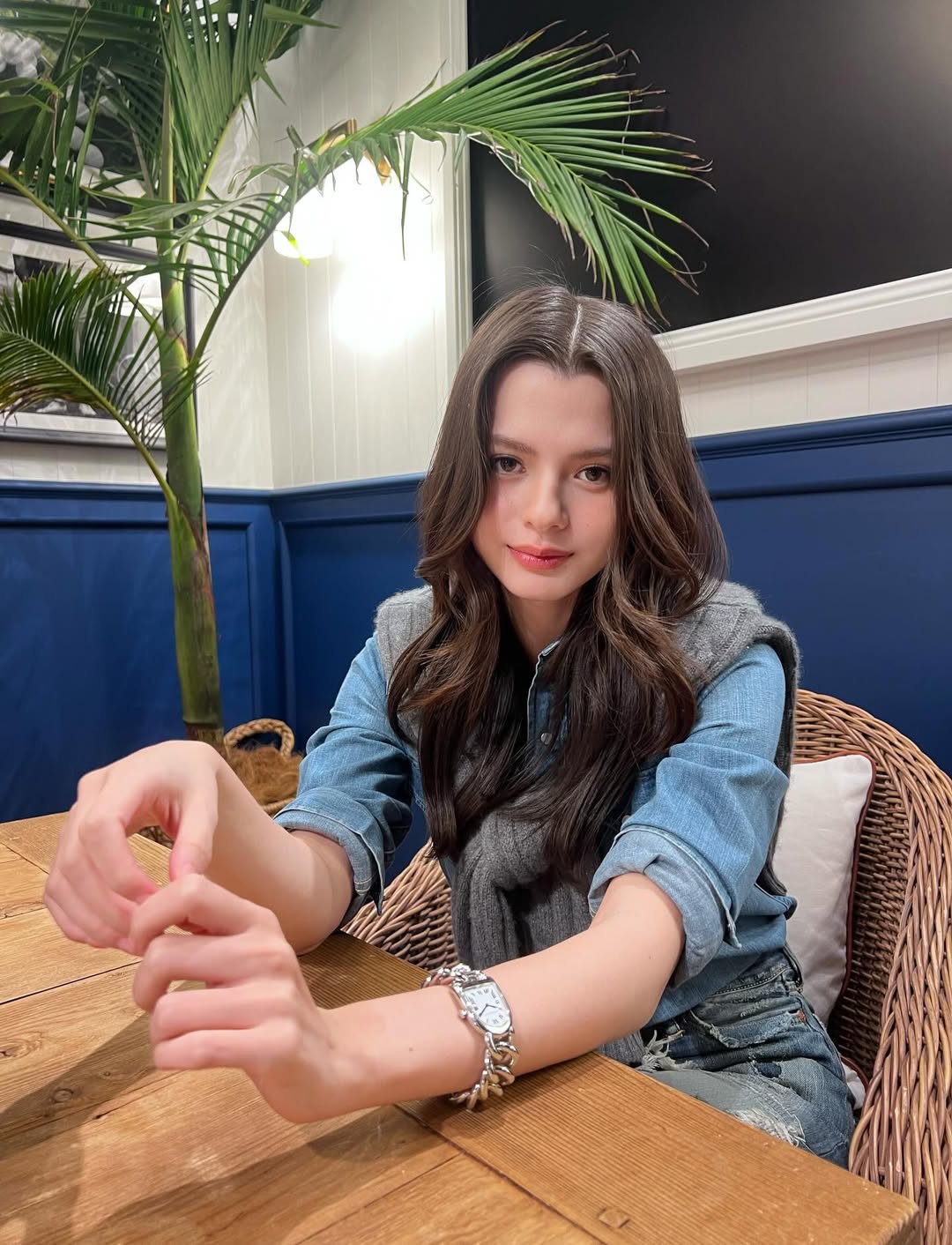 เบคกี้ - รีเบคก้า แพทรีเซีย อาร์มสตรอง