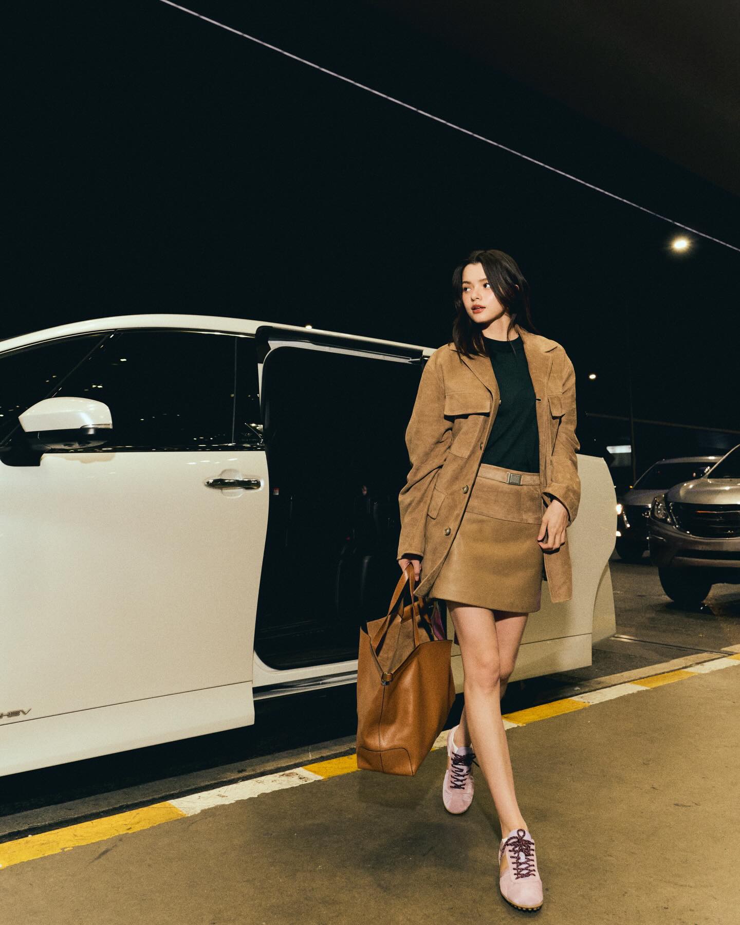 เบคกี้ - รีเบคก้า แพทรีเซีย อาร์มสตรอง