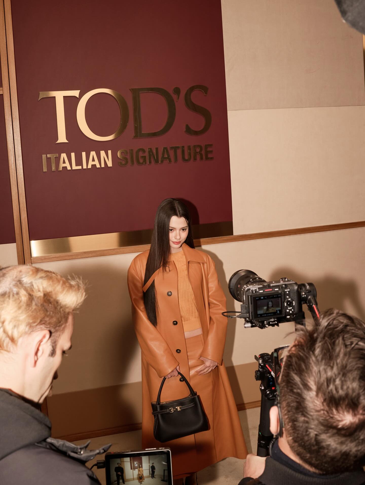 เบคกี้ - รีเบคก้า แพทรีเซีย อาร์มสตรอง